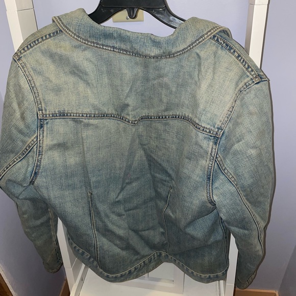 GAP Jean Jacket in Size Large - Picture 4 of 4